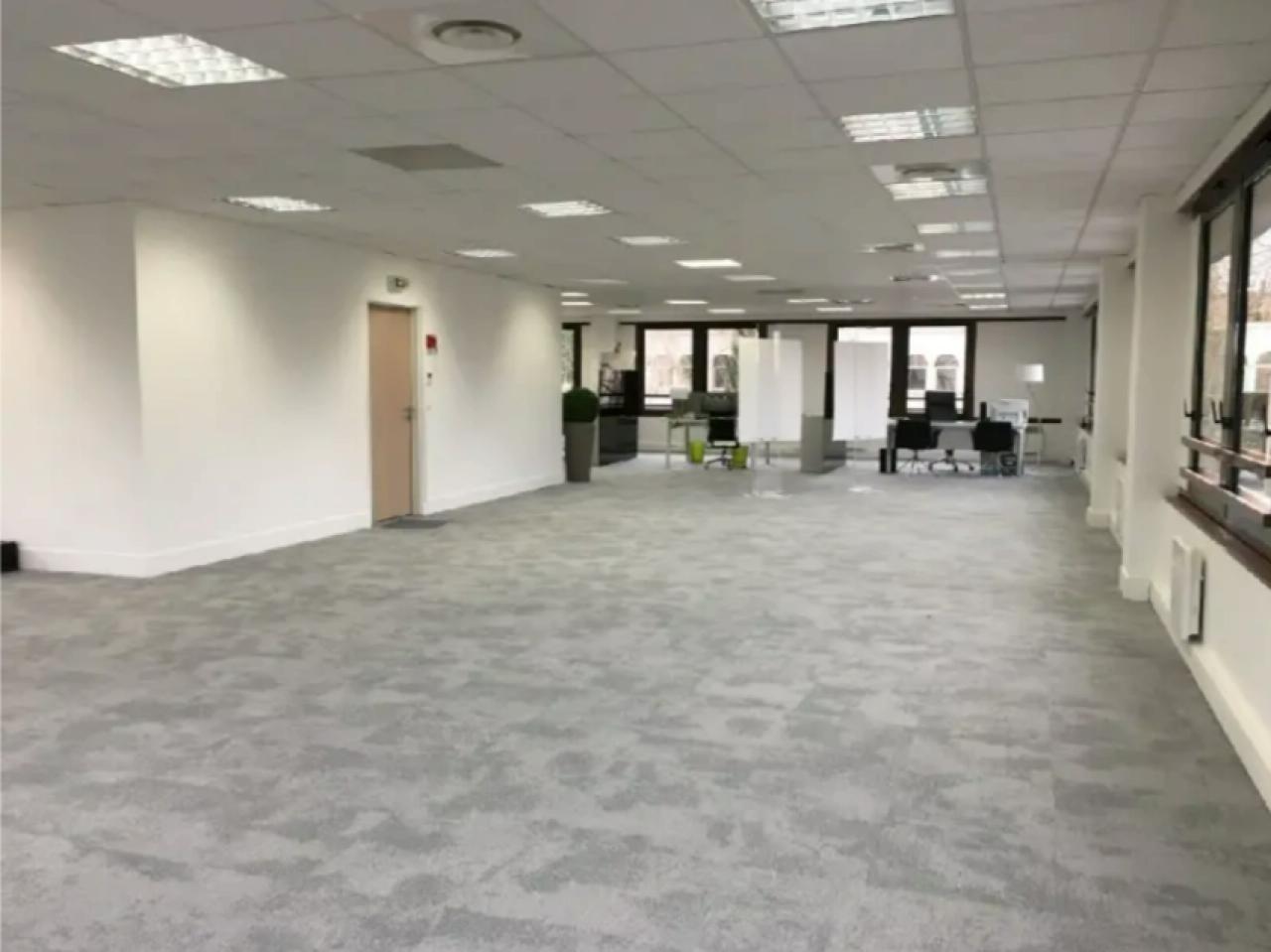 Bureau Orsay 378m² Location bureau Orsay Essonne OLBUR2529721 5